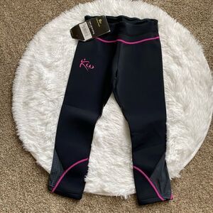 KW Heat Generating Capri Pants Weight Cutting Black Pink NEW Women’s Size XS